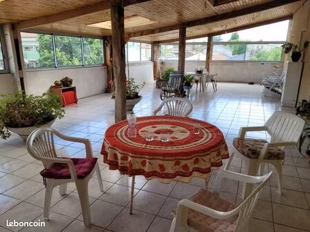 appartement 5 pièces 199 m²