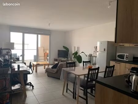 loue appartement a rochefort du gard