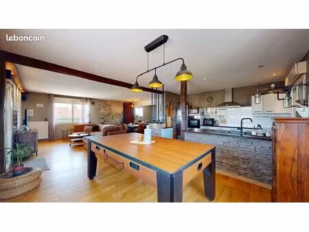 appartement 6 pièces 165 m²