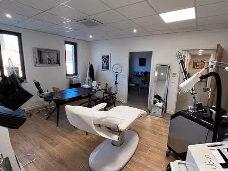 local pro. cabinet medicaux