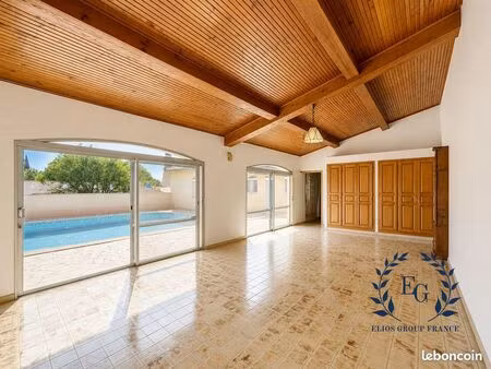 maison 8 pièces 210 m²