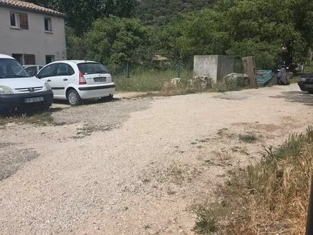 terrain 460 m2