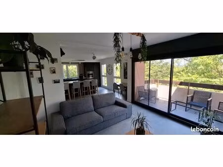 appartement t3 rénové 66m² castanet-tolosan