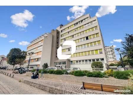 bureaux 250 m²