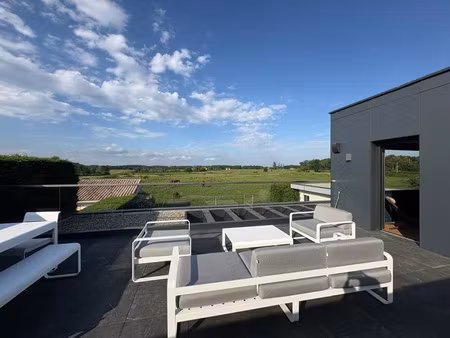maison de luxe à vendre à saint-caprais-de-bordeaux