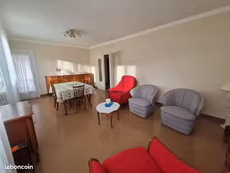 maison 128m² hab / s/sol 60m² / terrain 646m² plat