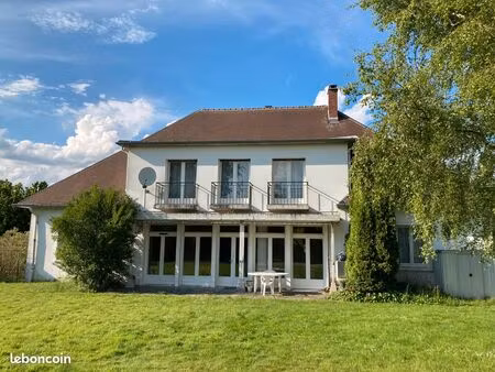 maison 18 pièces 342 m2