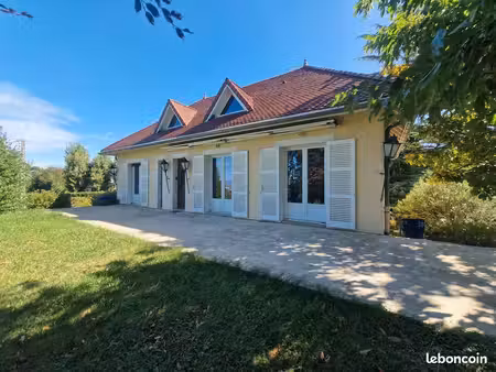 maison 132 m² + terrain constructible 1 876 m² + vue panoramique