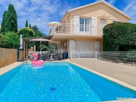 villa 5 pièces 130 m²