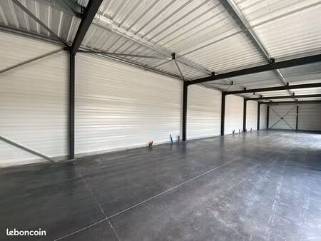local commercial 272 m² ferrieres