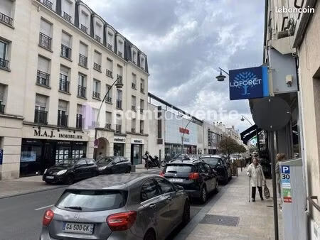 local commercial 35 m²