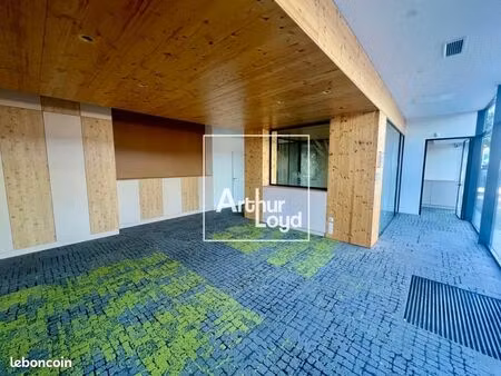 local commercial 171 m²