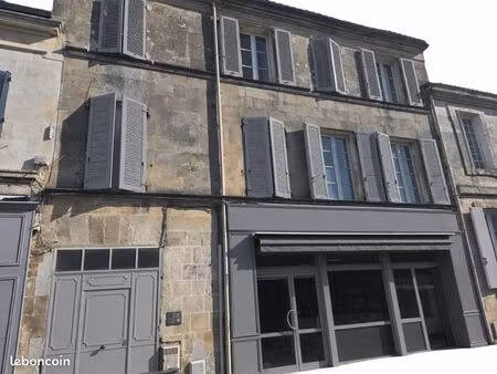 murs commerciaux 78 m² rochefort