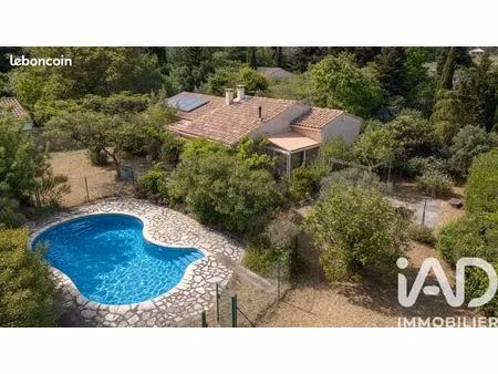villa 6 pièces 102 m²