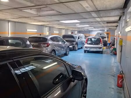 garage automobile
