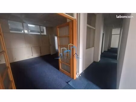 local vincennes 160m2
