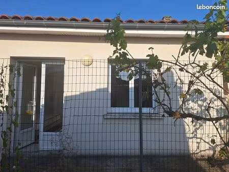 maison t3  abri vélos et jardin à margaux cantenac
