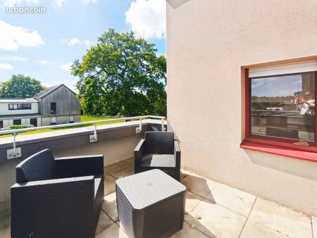 t3 en duplex dans résidence récente