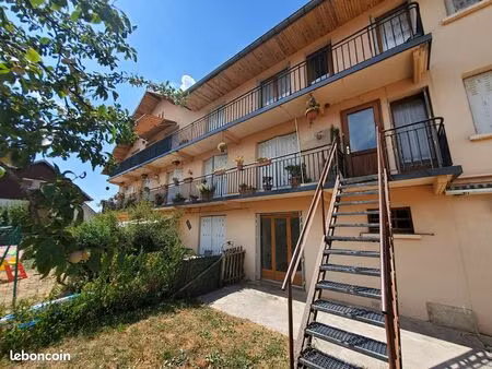 appartement 9 pièces 163 m²