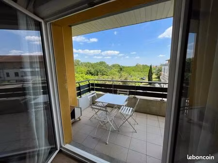 appartement t3 61m2 calme