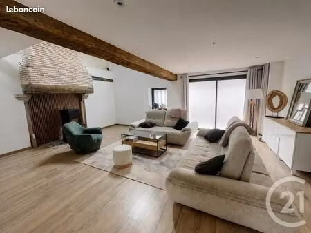 maison 6 pièces 174 m²