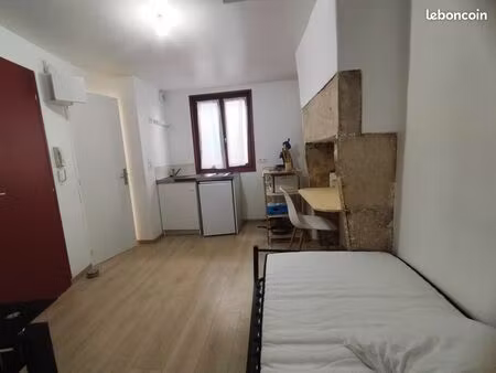 studio 1 pièce 21 m²