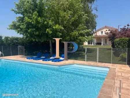 maison 6 pièces 166 m²