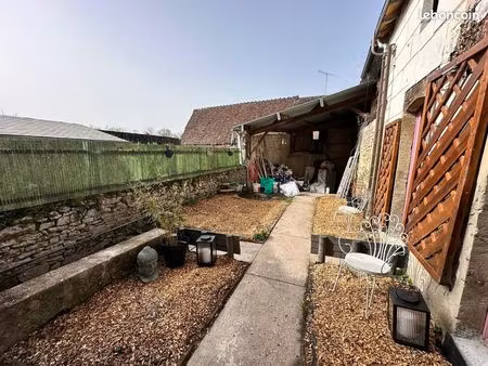 maison ancienne en cœur de ville  genillé