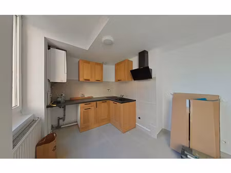 location appartement  m² t-3 à romans-sur-isère  615 €