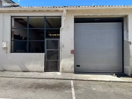 loca industriel  garage 102m2+50m2 mezzanine