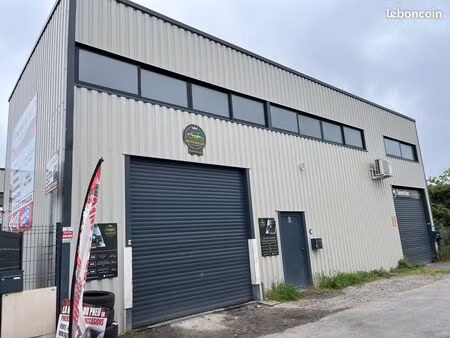 entrepot récent 160m2 à louer