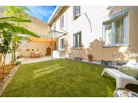 3 pièces rénové en duplex + terrasse et jardin