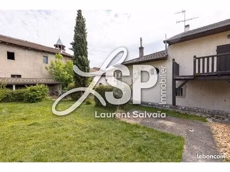 maison 10 pièces 100 m²