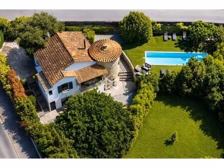 cannes - villa de caractère rénovée avec un terrain constructible– proche centre-ville