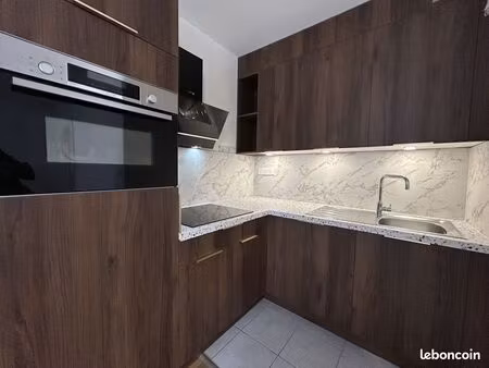 studio 1 pièce 39 m²