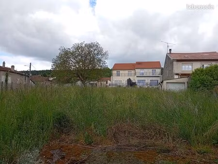 terrain constructible à ecrouves
