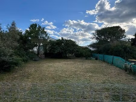 terrain constructible viabilisé 407m2