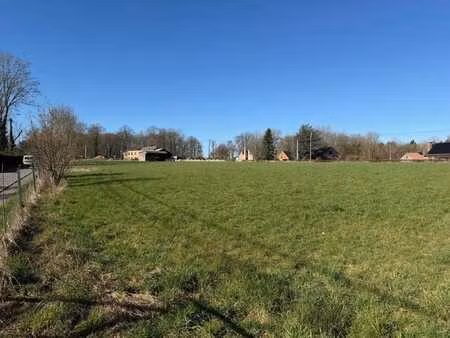 magnifique terrain à bâtir comprenant 5 lots