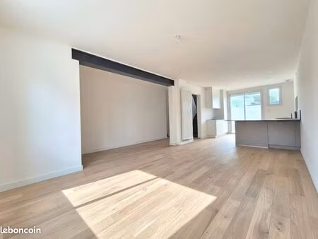 maison 3 pièces 85 m²
