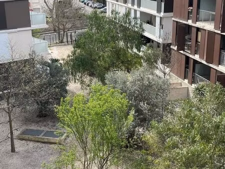 t2 proche tramway quartier st lazare montpellier