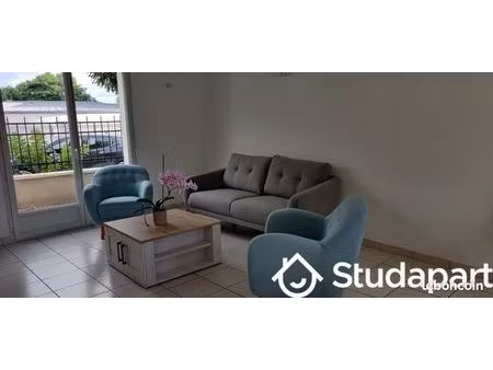 chambre 1 pièce 10 m²