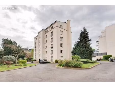 appartement 2 pièces 54 m²