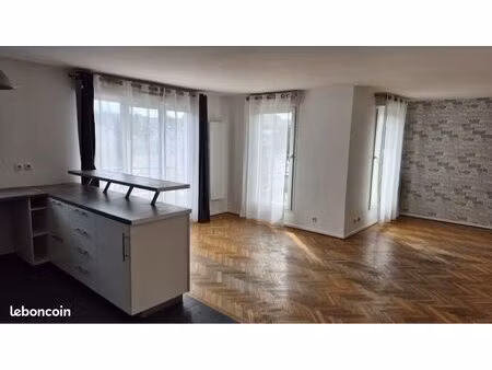 centre-ville – appartement lumineux de 4 pièces de 82 m² avec terrasse  box et parking