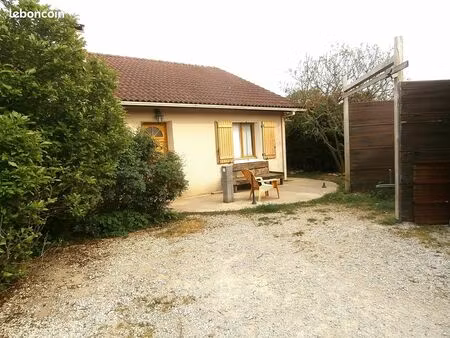 villa 6 pièces 112 m²