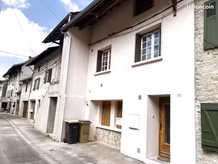 maison de village 4 pièces 90 m²