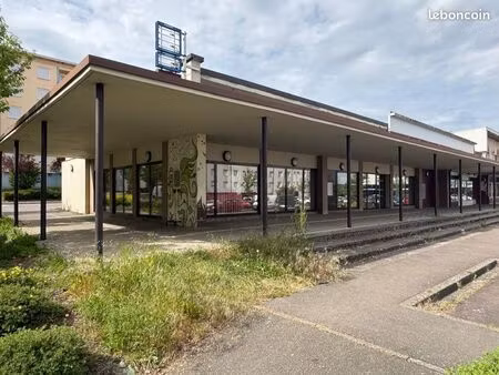 local commercial
