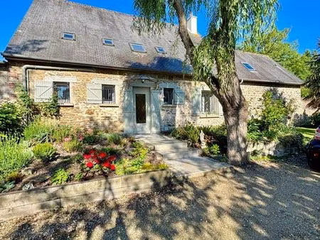 maison familiale rénovée avec grand jardin