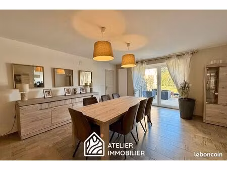 maison 7 pièces 255 m²