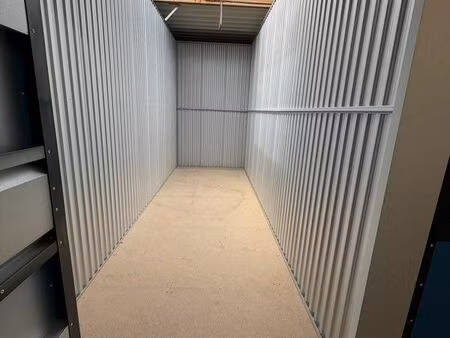 box stockage sécurisé 7m2 - garde meubles accès 7/7