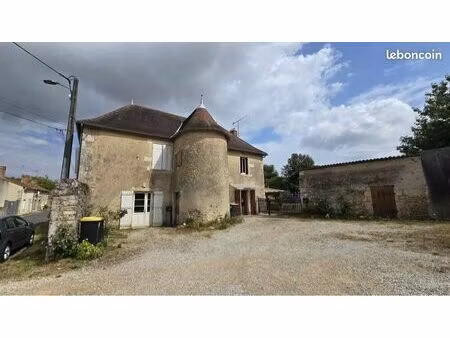 propriété 7p à lussac les châteaux